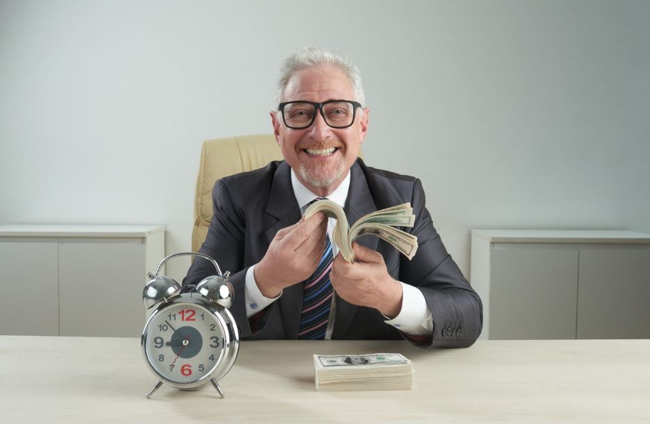 goldman sachs senior advisor salary